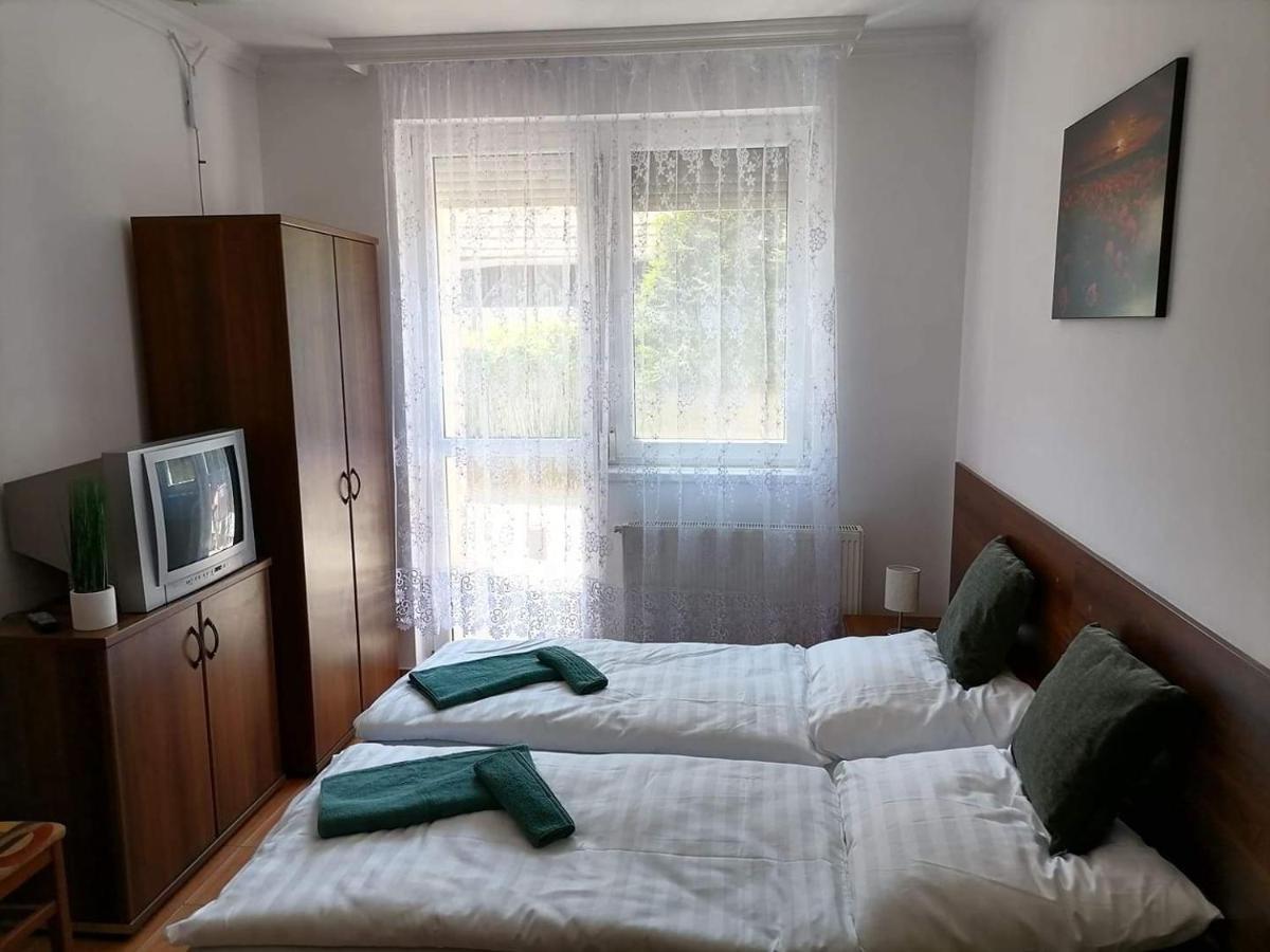 Aqua Oazis Apartman Hajduszoboszlo Exterior photo
