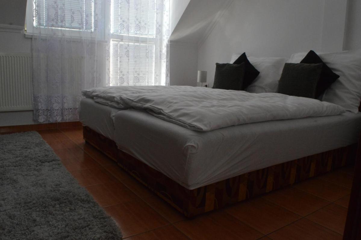 Aqua Oazis Apartman Hajduszoboszlo Exterior photo