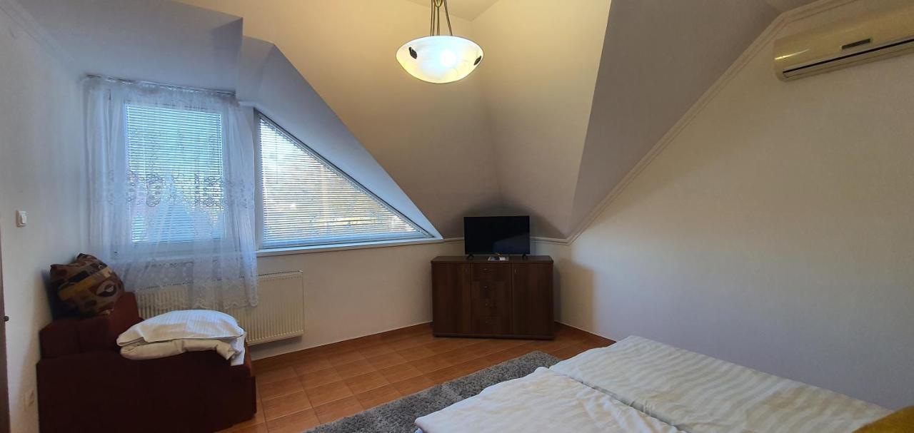 Aqua Oazis Apartman Hajduszoboszlo Exterior photo